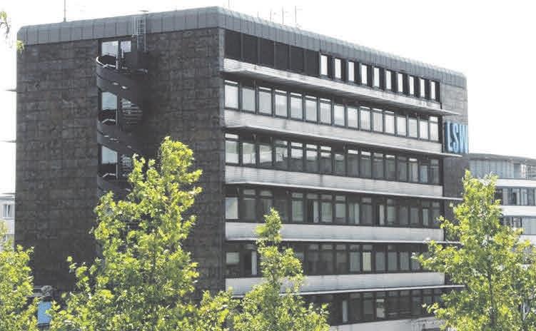 Das ehemalige Stadtwerk-Gebäude, wo sich die ersten Räumlichkeiten der WOBCOM befanden. Foto: Olaf Lies Das ehemalige Stadtwerk-Gebäude, wo sich die ersten Räumlichkeiten der WOBCOM befanden. Foto: Olaf Lies