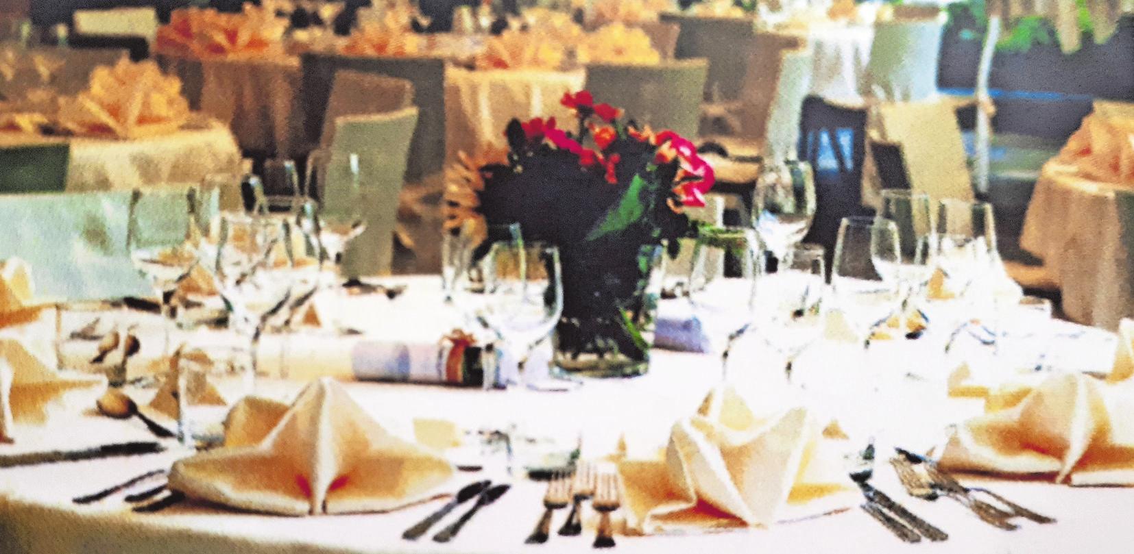 An den Gala-Tischen wird es auch Gelegenheit für Gespräche geben. Foto: z An den Gala-Tischen wird es auch Gelegenheit für Gespräche geben. Foto: z