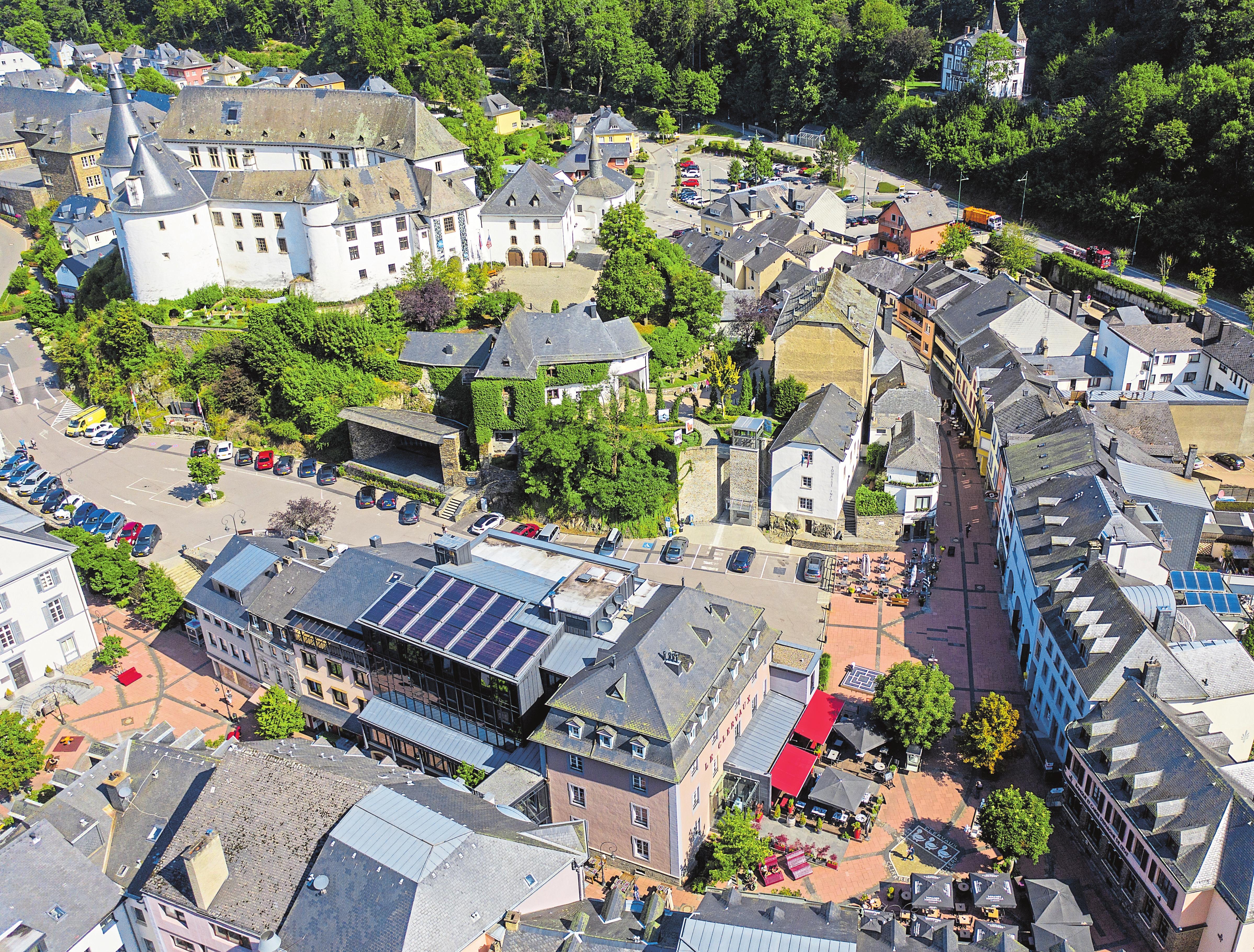 Clerf, mit seinem Schloss und dem lokalen Angebot, gehört zu den interessanten Anhaltspunkten. Fotos: C.
