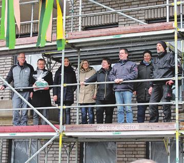 Zum Richtest am „Alten Zirkusplatz“ kamen mehr als 100 geladene Gäste Foto: Schröder Immobilien