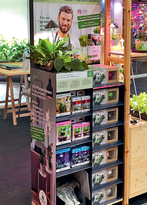Gartencenter-Display. Gartencenter-Display.