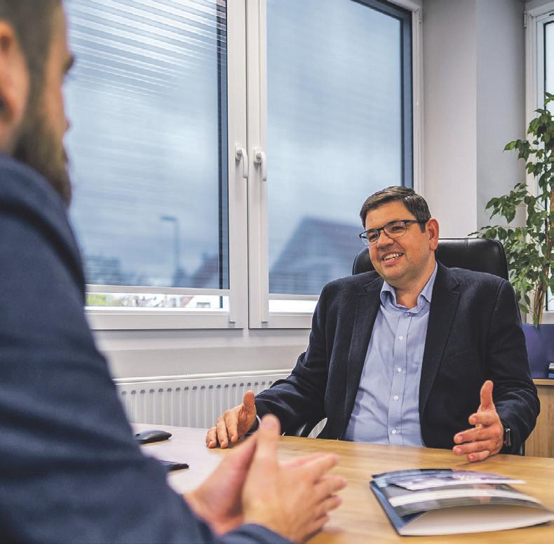 Geschäftsführer Markus Rehkugler kennt den Immobilienmarkt in der Region seit über 20 Jahren. Foto: Helga-Agentur Geschäftsführer Markus Rehkugler kennt den Immobilienmarkt in der Region seit über 20 Jahren. Foto: Helga-Agentur