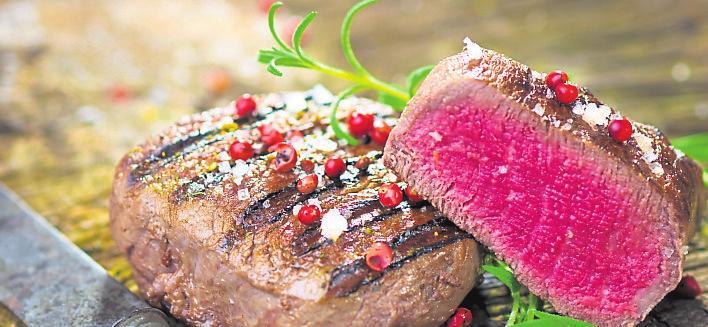 Das perfekt gegrillte Steak ist ein echter Genuss. Foto: Dani Vincek / Fotolia Das perfekt gegrillte Steak ist ein echter Genuss. Foto: Dani Vincek / Fotolia