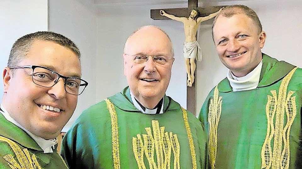 v.l. Cornel Dascalu, Pfarrer Paul Horst, Ziprian Sascau.