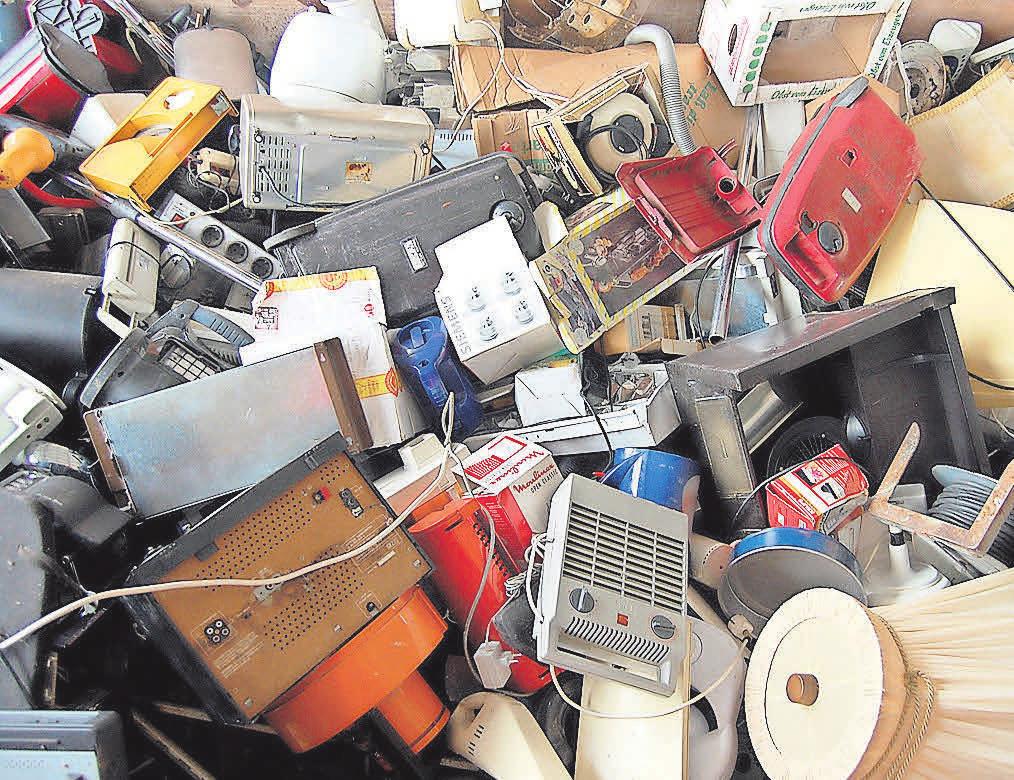 Über die Jahre kann sich eine Menge Elektroschrott ansammeln. Die richtige Entsorgung der Geräte sollte dann im Vordergrund stehen. Foto: pixabay Über die Jahre kann sich eine Menge Elektroschrott ansammeln. Die richtige Entsorgung der Geräte sollte dann im Vordergrund stehen. Foto: pixabay