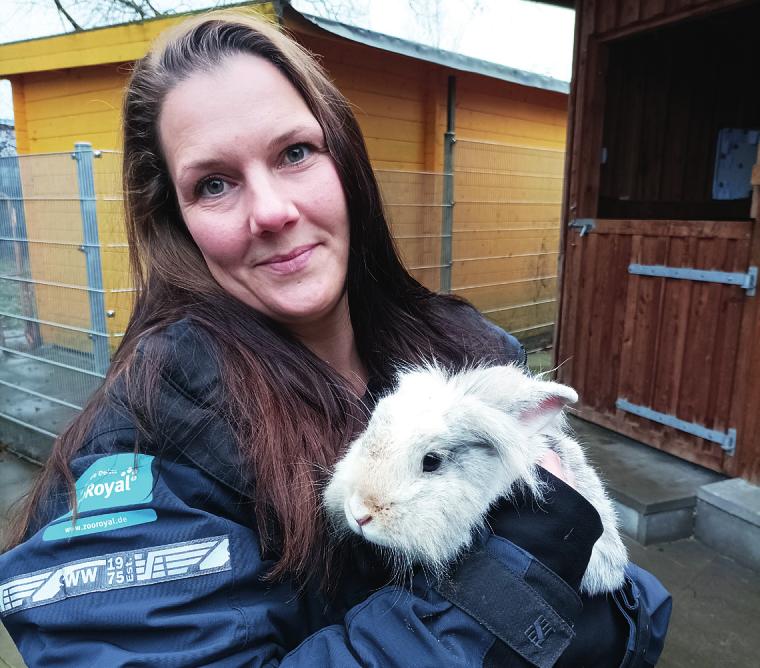 Pumba gehört zu den rund 30 Kleintieren, die im Tierheim Henstedt-Ulzburg von Jennifer Brockmann versorgt werden
