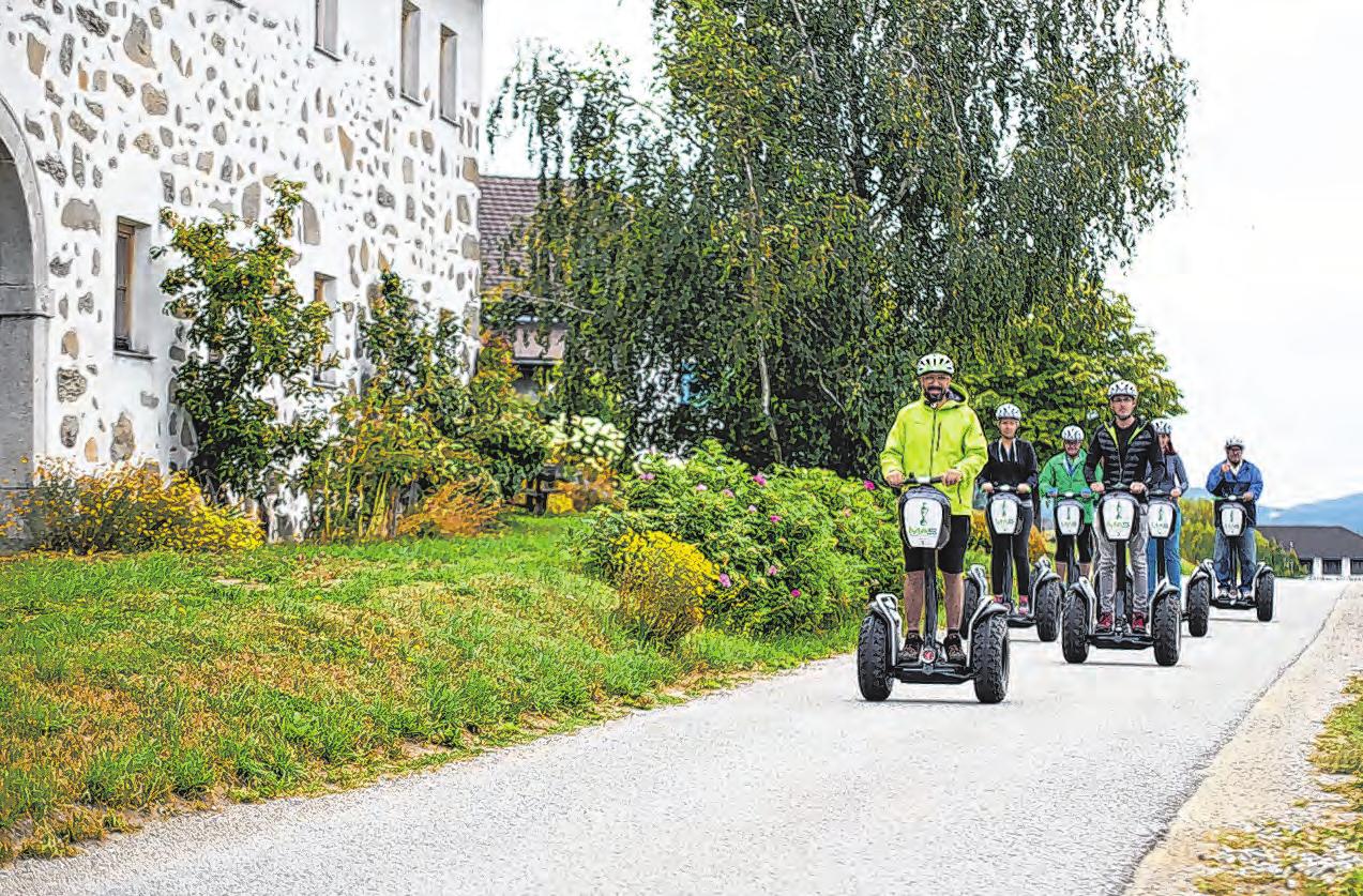 Flott unterwegs: Mit dem Segway die schönsten Platzerl der Region erkunden Fotos: Pia Paulinec Photography Flott unterwegs: Mit dem Segway die schönsten Platzerl der Region erkunden Fotos: Pia Paulinec Photography