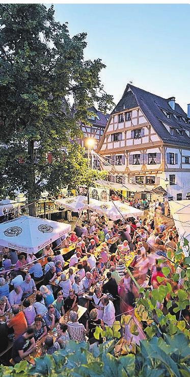 Bei Festen ist viel los im Fischerviertel. Foto: Stadtarchiv Ulm Bei Festen ist viel los im Fischerviertel. Foto: Stadtarchiv Ulm