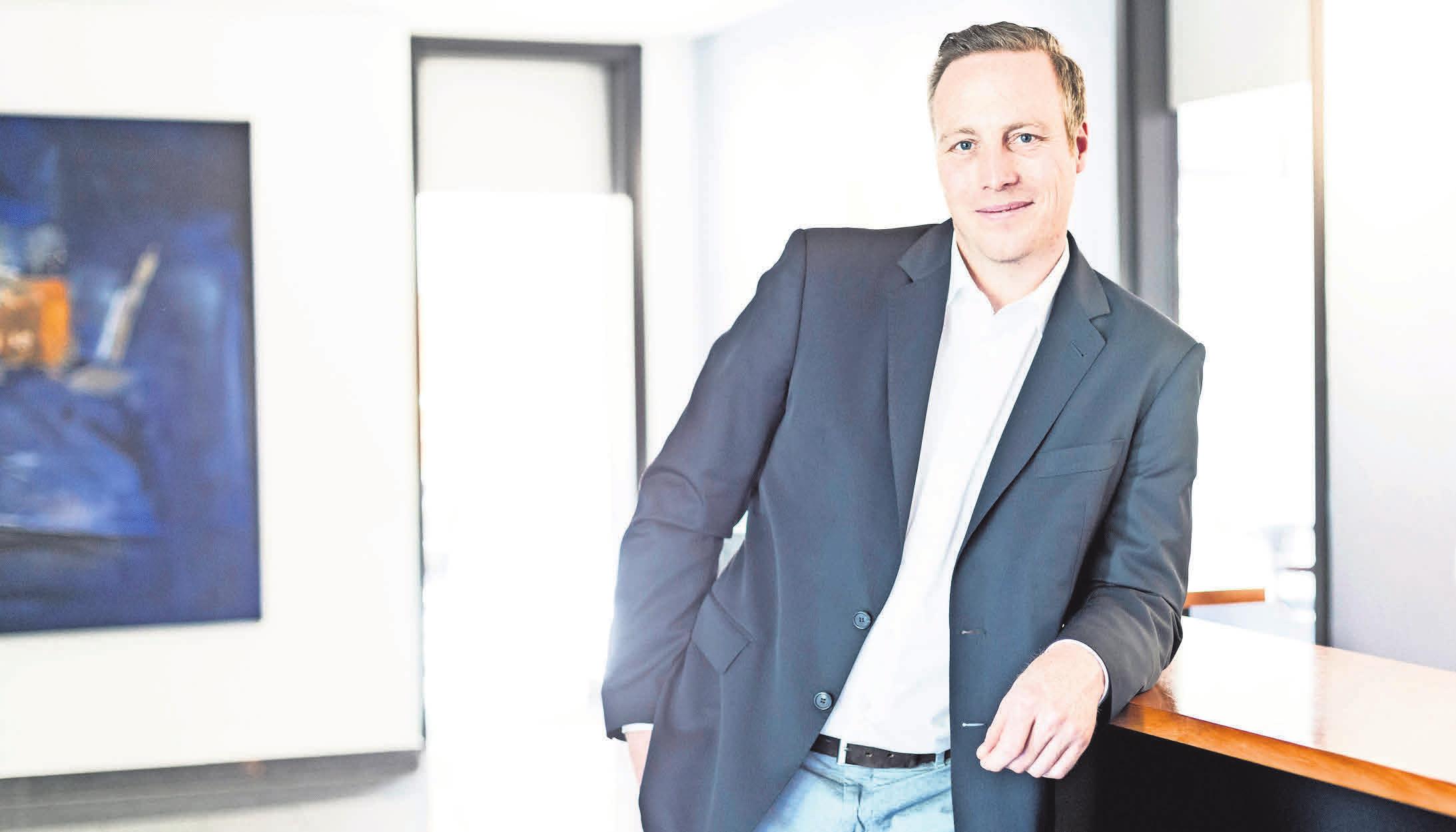 Der Diplom-Kaufmann und Steuerberater Christian Katz gibt Auskunft über diverse Themen in seiner Kanzlei in Isernhagen. Der Diplom-Kaufmann und Steuerberater Christian Katz gibt Auskunft über diverse Themen in seiner Kanzlei in Isernhagen.