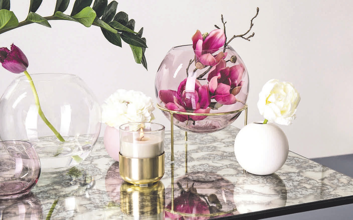 Osterdeko in Hülle und Fülle und Flowerpower meets luxury – mit DEPOT erwacht der Frühling im eigenen Zuhause. Fotos: DEPOT Osterdeko in Hülle und Fülle und Flowerpower meets luxury – mit DEPOT erwacht der Frühling im eigenen Zuhause. Fotos: DEPOT