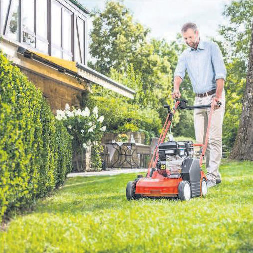 Für einen Rasen in Bestform werden im Frühjahr die Grundlagen gelegt. Für einen Rasen in Bestform werden im Frühjahr die Grundlagen gelegt.