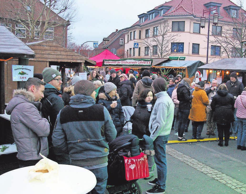 Den Lehrter Weihnachtsmarkt mit seinem üblicherweise dichten Gedränge wird es in diesem Jahr nicht geben. Den Lehrter Weihnachtsmarkt mit seinem üblicherweise dichten Gedränge wird es in diesem Jahr nicht geben.