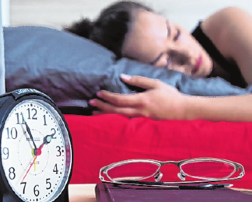 Vorschlafen klappt nur, wenn man müde genug ist. FOTO: CHRISTIN KLOSE/TMN Vorschlafen klappt nur, wenn man müde genug ist. FOTO: CHRISTIN KLOSE/TMN