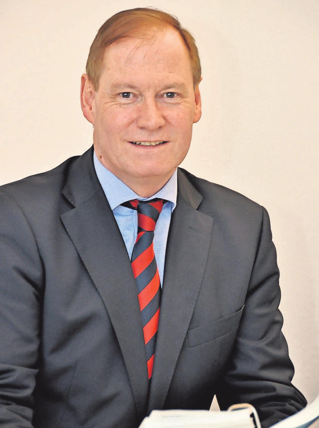 Der Wirtschaftsprüfer und Steuerberater Thomas Franke informiert Sie gern in seiner Kanzlei in Langenhagen. Der Wirtschaftsprüfer und Steuerberater Thomas Franke informiert Sie gern in seiner Kanzlei in Langenhagen.