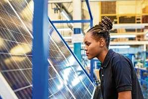 Solaranlagen gehören mittlerweile zur Energie- und Gebäudetechnik. Solaranlagen gehören mittlerweile zur Energie- und Gebäudetechnik.
