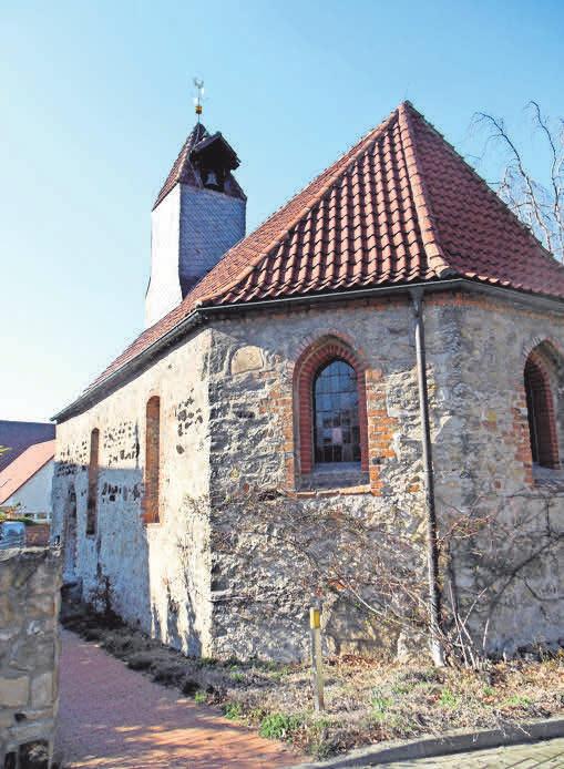 Die Ahltener Martinskirche geht in ihren Anfängen auf das 13. Jahrhundert zurück. Die Ahltener Martinskirche geht in ihren Anfängen auf das 13. Jahrhundert zurück.