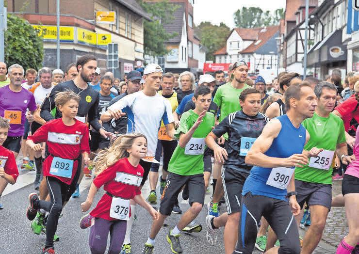 Der Burgdorfer Spargel-Lauf ist vom Oktobermarkt kaum noch wegzudenken. Foto: Dieter Heun Der Burgdorfer Spargel-Lauf ist vom Oktobermarkt kaum noch wegzudenken. Foto: Dieter Heun
