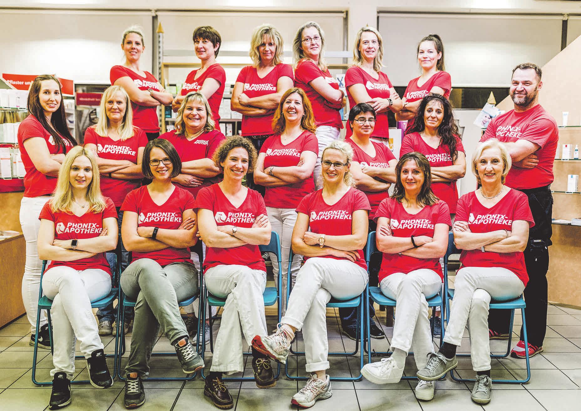 Das engagierte Team um Apothekenleiterin Christine Pandel berät individuell und freundlich. Foto: privat Das engagierte Team um Apothekenleiterin Christine Pandel berät individuell und freundlich. Foto: privat