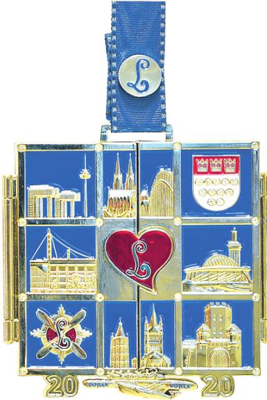 Sie sind Statussymbol, Sammlerobjekt oder einfach jecker Schmuck: Der Karneval in Kölle ist ohne seine bunten Auszeichnungen undenkbar. Hier sind einige der schönsten und kreativsten Beispiel aus dieser Session abgebildet. Image 4 Sie sind Statussymbol, Sammlerobjekt oder einfach jecker Schmuck: Der Karneval in Kölle ist ohne seine bunten Auszeichnungen undenkbar. Hier sind einige der schönsten und kreativsten Beispiel aus dieser Session abgebildet. Image 4