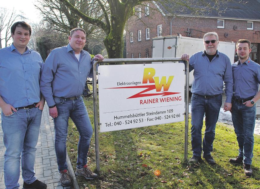 Das Team von Elektro-Wienning von links: Elektrotechnik-Meister Marvin Bock, Geschäftsführung Andreas Pehlke und Rainer Wiening, Elektrotechnik-Meister Jan Rickers