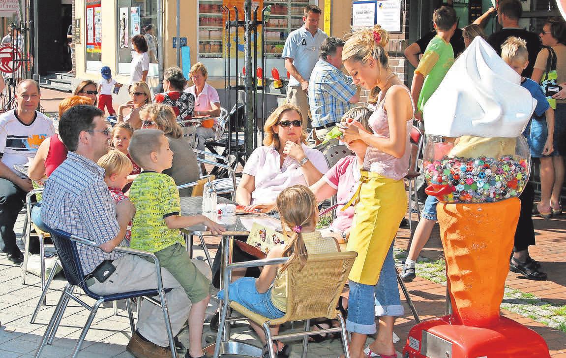 Das gastronomische Angebot sorgt für süße und herzhafte Leckereien für jeden Geschmack. Das gastronomische Angebot sorgt für süße und herzhafte Leckereien für jeden Geschmack.