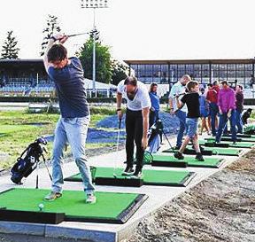 Gute Abschläge sind beim Golfen das A und O. Gute Abschläge sind beim Golfen das A und O.