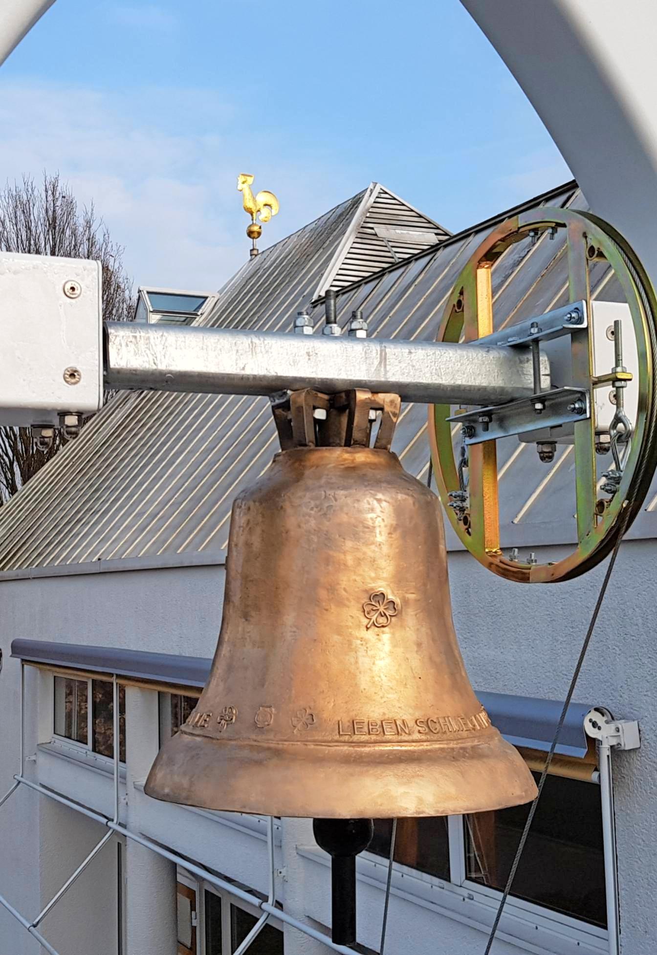 Buga-Glocke läutet jetzt auf dem Neuberg Image 1 Buga-Glocke läutet jetzt auf dem Neuberg Image 1