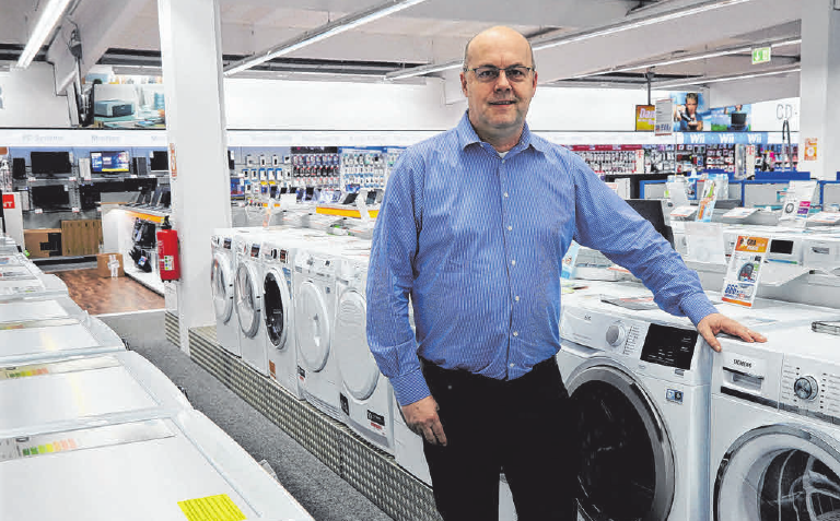 Uwe Stoll (Foto) ist neben Thomas Stoll Geschäftsführer von Expert Schlagenhauf. FOTOS: AFI/COLOURBOX Uwe Stoll (Foto) ist neben Thomas Stoll Geschäftsführer von Expert Schlagenhauf. FOTOS: AFI/COLOURBOX