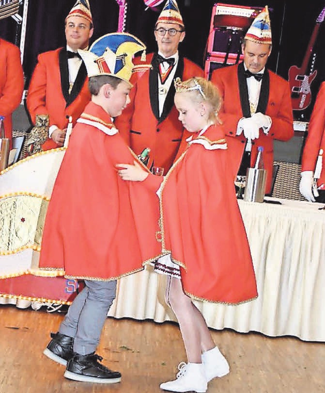 Das Kinderprinzenpaar beim Tanz. Foto: privat Das Kinderprinzenpaar beim Tanz. Foto: privat