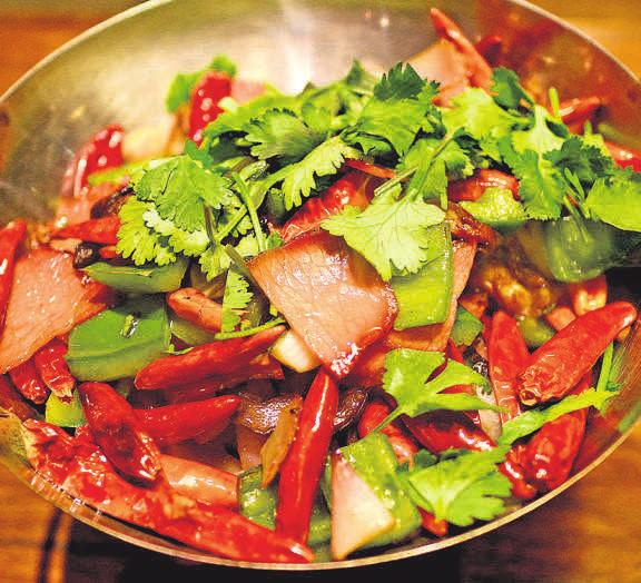 Kulinarische Vielfalt bieten unzählige Restaurants der Region – jetzt auch wieder vor Ort. FOTO: PIXABAY Kulinarische Vielfalt bieten unzählige Restaurants der Region – jetzt auch wieder vor Ort. FOTO: PIXABAY