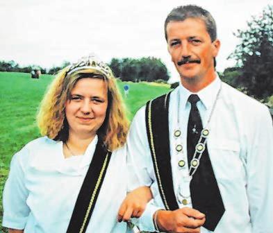 Vor 25 Jahren regierten Dietmar Benderund Melanie Seifart (heute Weyandt). Vor 25 Jahren regierten Dietmar Benderund Melanie Seifart (heute Weyandt).