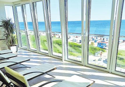 SPA mit Meerblick: Mit dieser Aussicht entspannen die Gäste des Hotels „Haus am Meer“