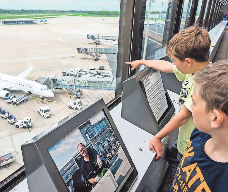 Die Faszination Fliegen erlebt die Jugend hier spielend. Foto: Hannover Airport/Maasewerd Die Faszination Fliegen erlebt die Jugend hier spielend. Foto: Hannover Airport/Maasewerd