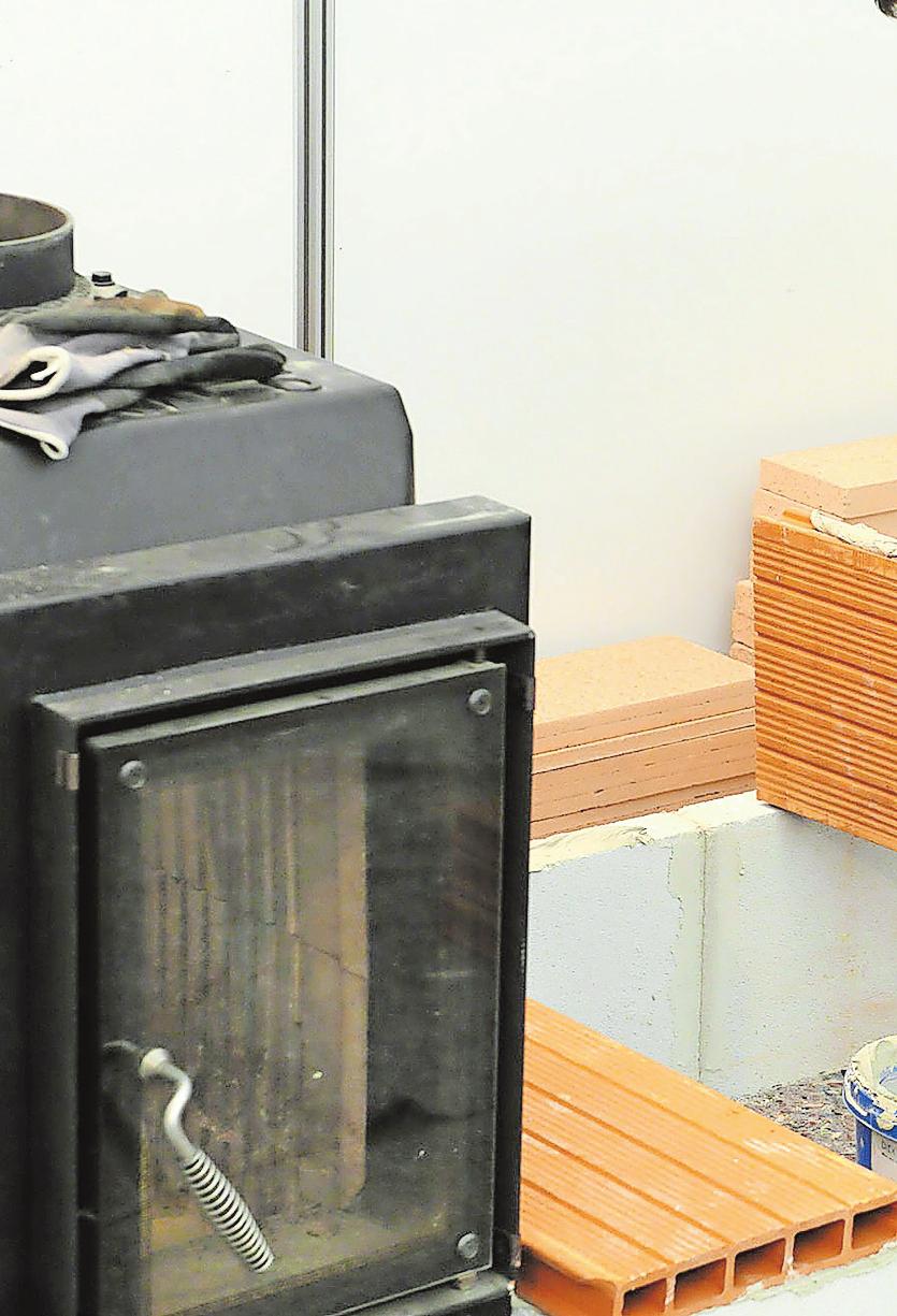 Bei der Baumesse sind an einigen Ständen auch Vorführungen zum Thema Bauen. FOTO: FRANCK Bei der Baumesse sind an einigen Ständen auch Vorführungen zum Thema Bauen. FOTO: FRANCK