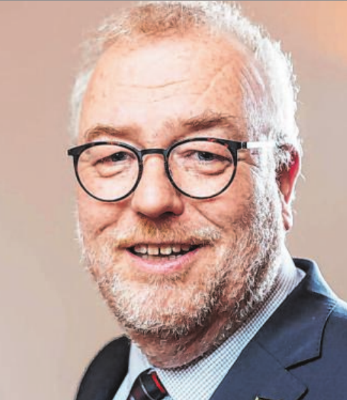 Bürgermeister Walter Kiß freut sich auf den „Lichterglanz im Park“. Foto: Stadt Bürgermeister Walter Kiß freut sich auf den „Lichterglanz im Park“. Foto: Stadt