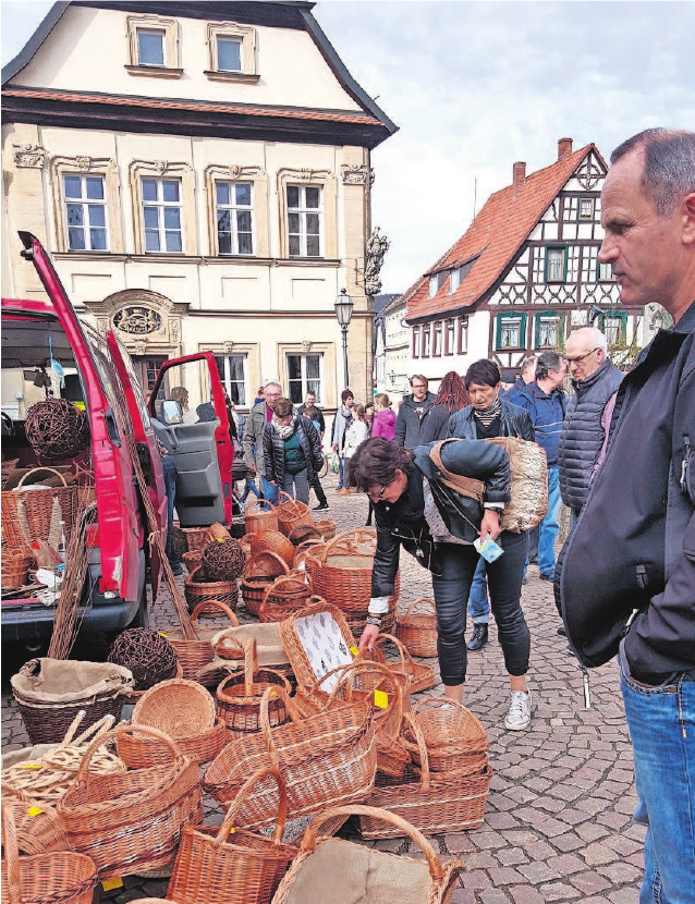 Der Lätaremarkt präsentiert auch eine bunte Auswahl an echter Handwerkskunst. Der Lätaremarkt präsentiert auch eine bunte Auswahl an echter Handwerkskunst.