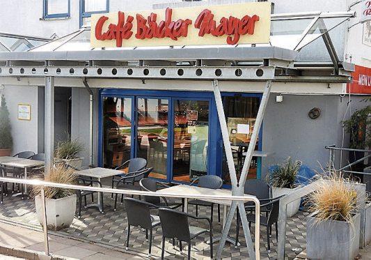In der neuen Filiale von Café Bäcker Mayer in der Tübinger Hartmeyerstraße trifft man sich gern– auch im Straßencafé In der neuen Filiale von Café Bäcker Mayer in der Tübinger Hartmeyerstraße trifft man sich gern– auch im Straßencafé