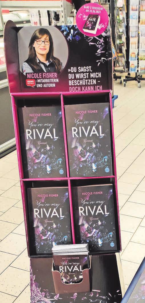 Signierte Exemplare gibt’s bei den REWE-Märkten in und um Barsinghausen. Signierte Exemplare gibt’s bei den REWE-Märkten in und um Barsinghausen.