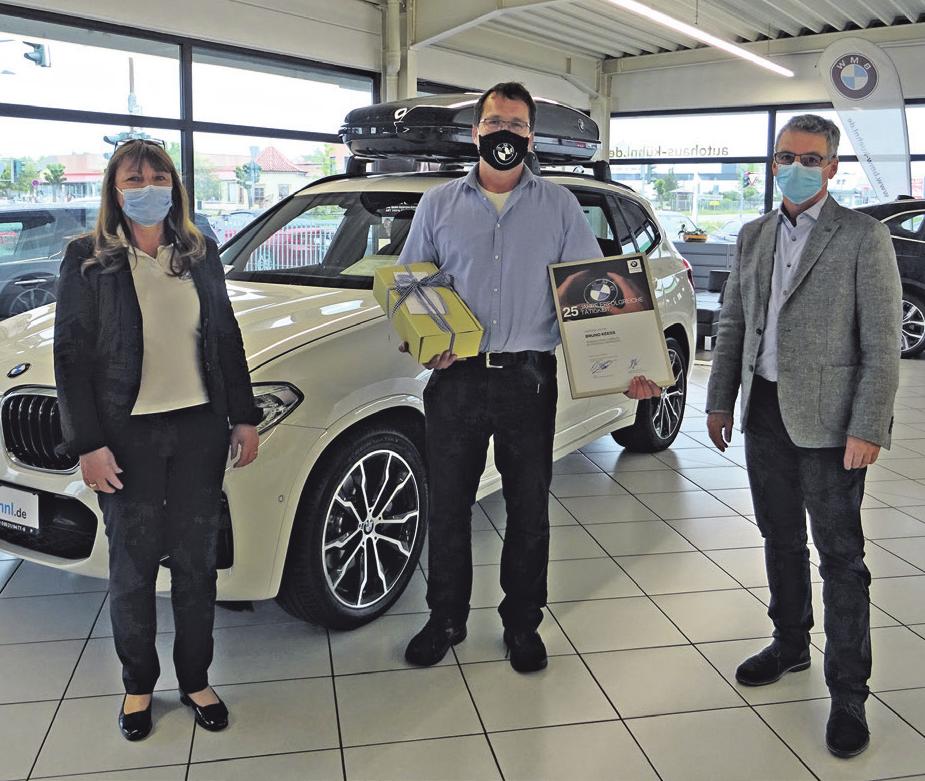 BMW Autohaus Kühnl in Haßfurt ehrt langjährige Mitarbeiter Image 2 BMW Autohaus Kühnl in Haßfurt ehrt langjährige Mitarbeiter Image 2