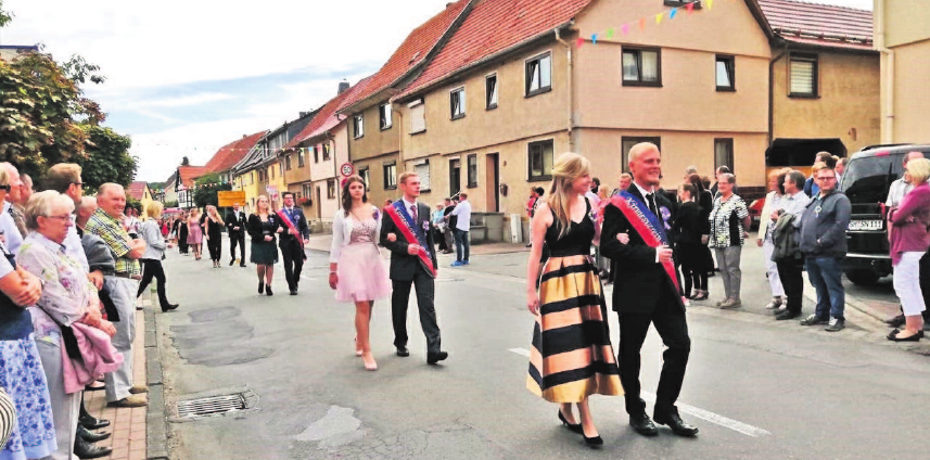 Der traditionelle Kirmesumzug wird in diesem Jahr größer als gewohnt. Der traditionelle Kirmesumzug wird in diesem Jahr größer als gewohnt.
