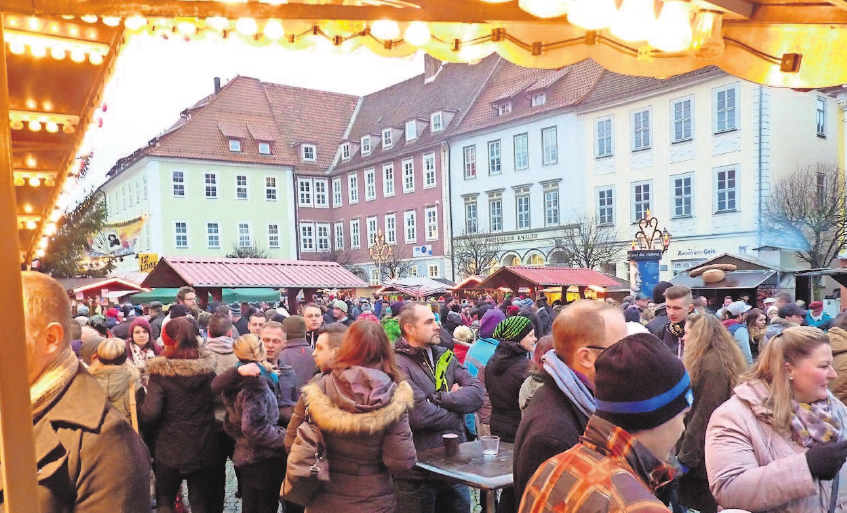 Klein, fein, außergewöhnlich, kurz und beliebt: der Hildburghäuser „Gänselieschen Glühweinmarkt“. Fotos: Archiv/Werbering Klein, fein, außergewöhnlich, kurz und beliebt: der Hildburghäuser „Gänselieschen Glühweinmarkt“. Fotos: Archiv/Werbering