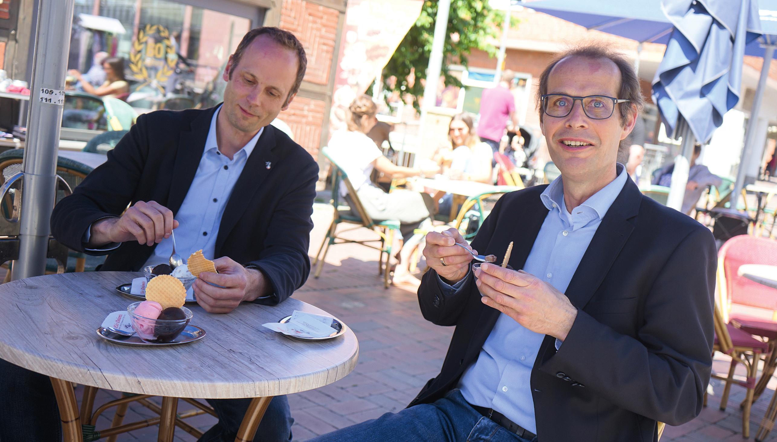 Udo von Ey (rechts) und Martin Ohlendorf blicken trotz Krise optimistisch in die Zukunft. Foto: Beate Ziehres Udo von Ey (rechts) und Martin Ohlendorf blicken trotz Krise optimistisch in die Zukunft. Foto: Beate Ziehres
