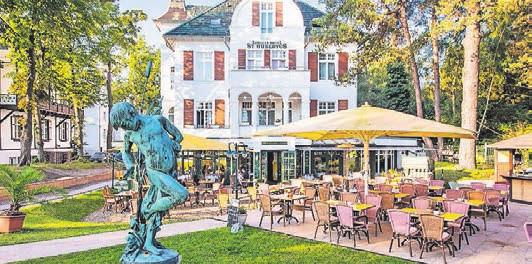 Das Hotel bietet auch eine Terrasse. Foto: Aurelia Hotel & Villen GmbH Das Hotel bietet auch eine Terrasse. Foto: Aurelia Hotel & Villen GmbH