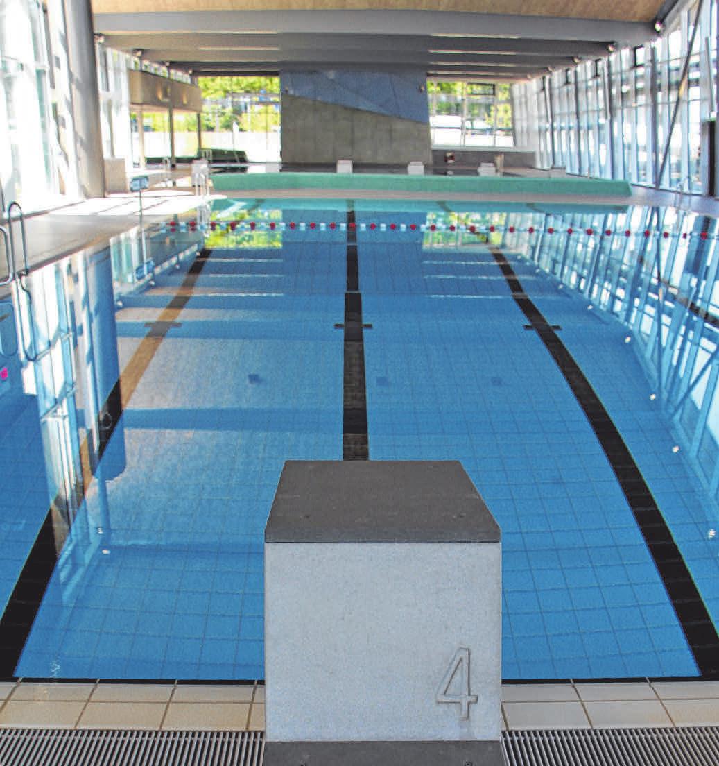 Das „Multibecken“ lockt mit Bodensprudlern und Nackenduschen (Bild oben), das Schul- und Vereinsbecken ist 25 Meter lang und hat Startblöcke und Sprungtürme. FOTOS: MATTHIAS SCHOPF Das „Multibecken“ lockt mit Bodensprudlern und Nackenduschen (Bild oben), das Schul- und Vereinsbecken ist 25 Meter lang und hat Startblöcke und Sprungtürme. FOTOS: MATTHIAS SCHOPF