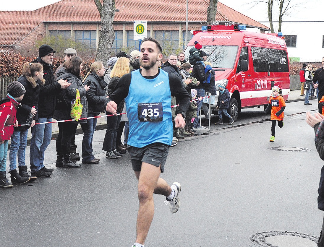 Beim Zieleinlauf. Fotos: Müller Beim Zieleinlauf. Fotos: Müller