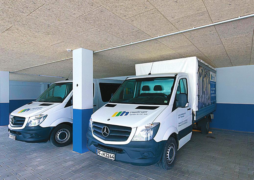 Unter dem Neubau ist eine Tiefgarage mit Platz für 22 Fahrzeuge und zusätzliche Fahrradstellplätze entstanden. Unter dem Neubau ist eine Tiefgarage mit Platz für 22 Fahrzeuge und zusätzliche Fahrradstellplätze entstanden.
