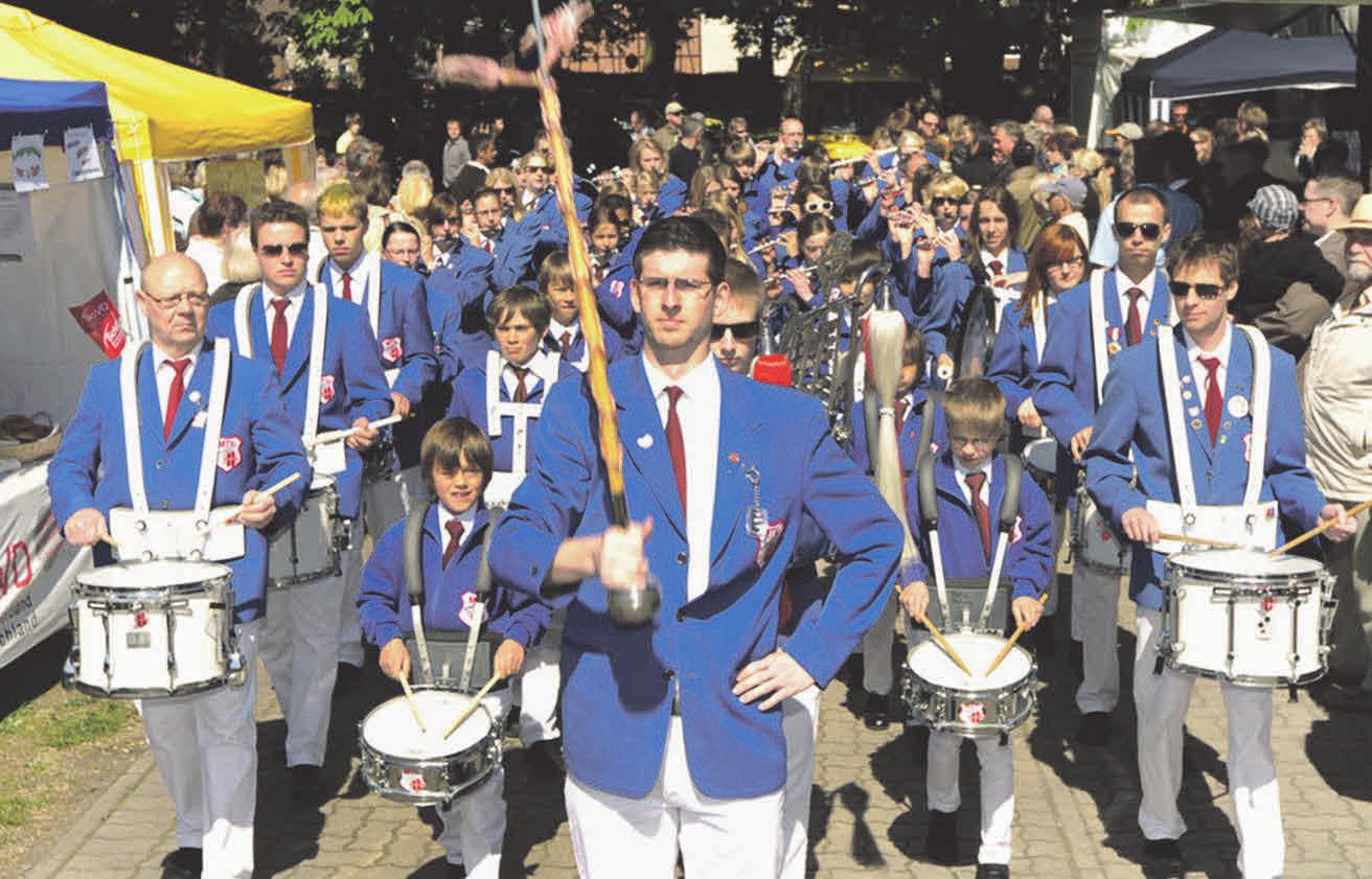 Der Stederdorfer Spielmannszug wird das Maibaumfest musikalisch begleiten. Der Stederdorfer Spielmannszug wird das Maibaumfest musikalisch begleiten.