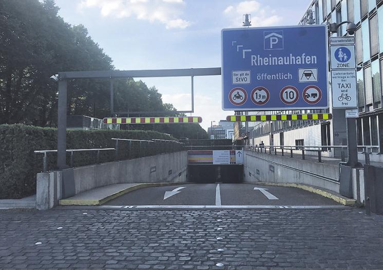 Vom Agrippinaufer aus gibt es drei Ein- und Ausfahrten. Foto: Büge Vom Agrippinaufer aus gibt es drei Ein- und Ausfahrten. Foto: Büge