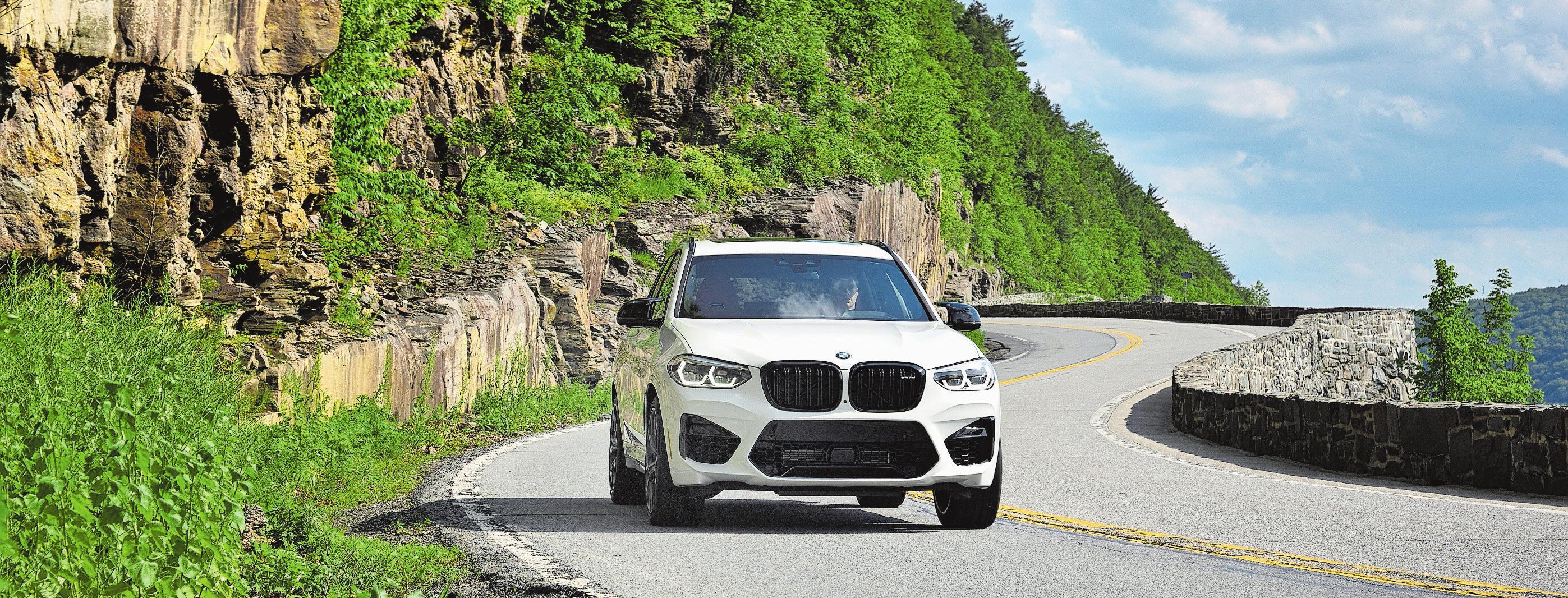 Kurvenkünstler: Der BMW X3 M Competition wedelt beeindruckend durch die Radien. Geopfert wurde dafür eine Portion Fahrtkomfort. Bilder: PD