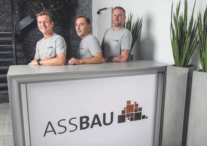 Die Abteilungsleitung mit Ralph Wutschka, Joachim Lorenz und Oliver Wenk. Die Abteilungsleitung mit Ralph Wutschka, Joachim Lorenz und Oliver Wenk.